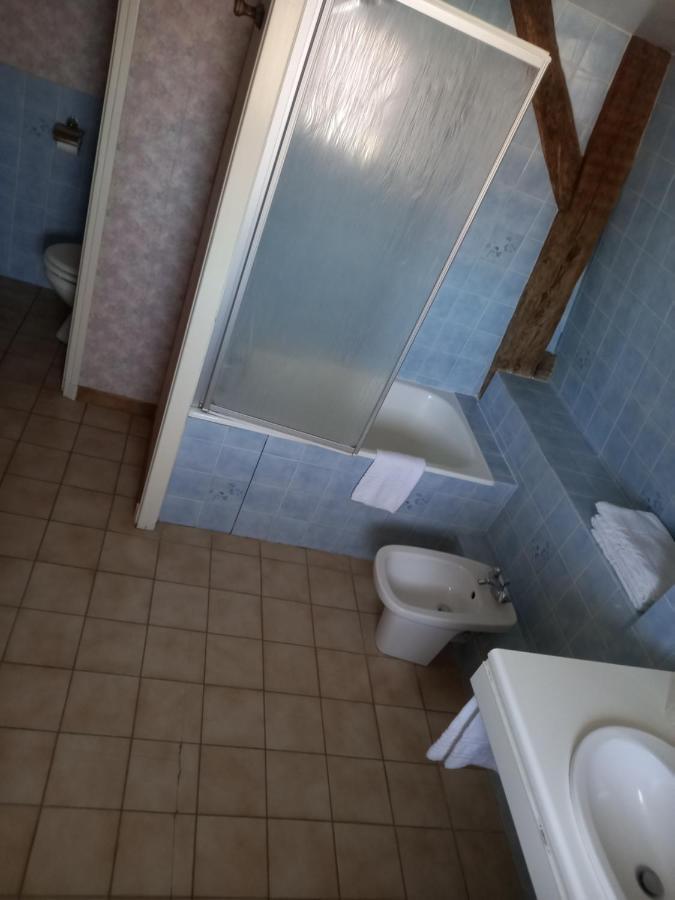 Hotel Des Cymaises Semur-en-Auxois Eksteriør bilde